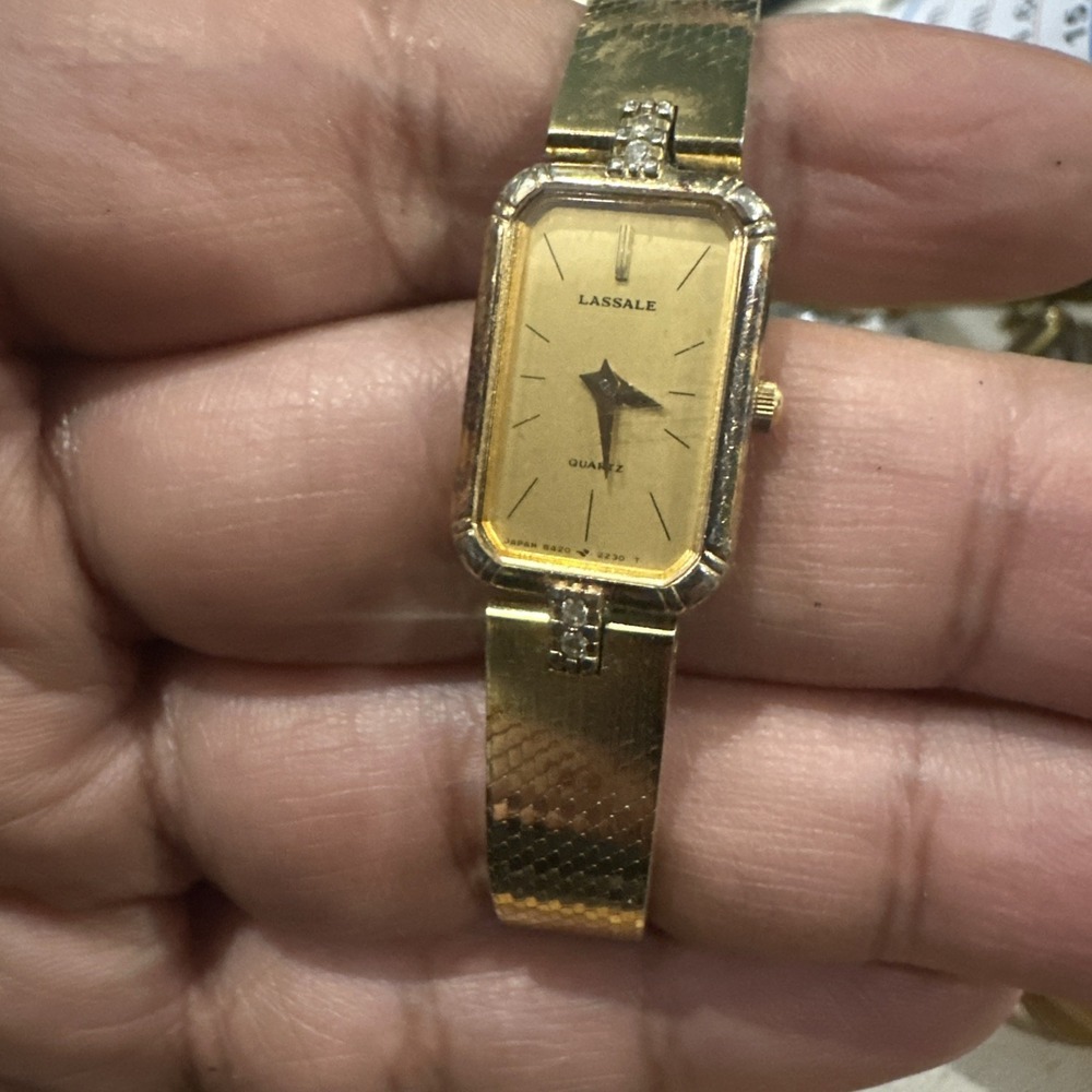 Vintage Seiko Lassale Ladies Tank Watch Gold Tone 8420-7449 14mm Fits 5.5in